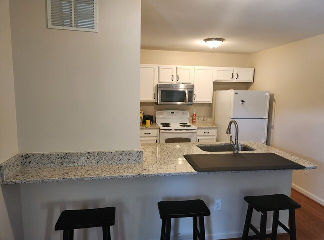 Photo - 1024 Ranch Dr Unit A