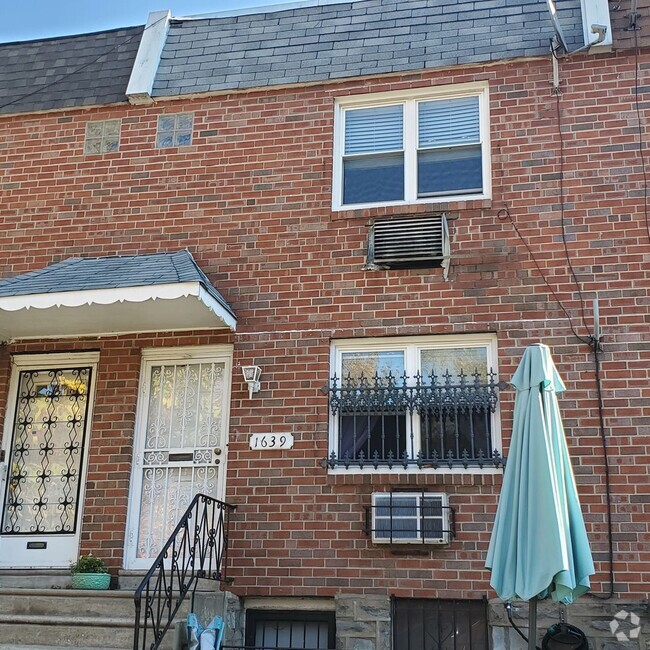 Building Photo - 1639 Cobbs Creek Pkwy Unit 2nd Floor Rental