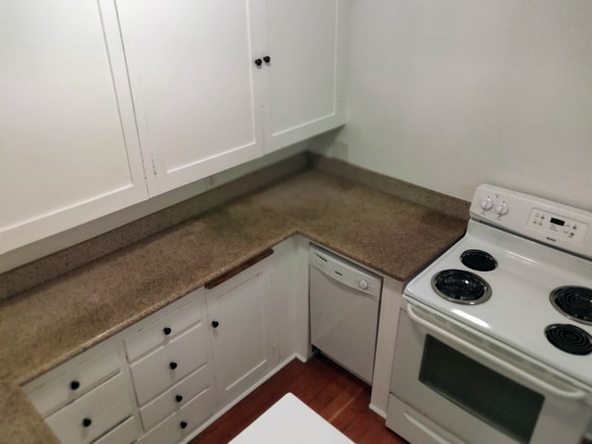 Photo - 4737 Brooklyn Ave NE Unit 102