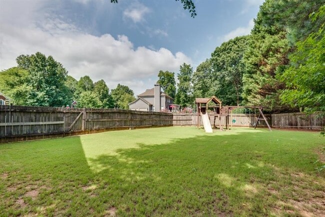 Photo - 6515 Fairgreen Dr