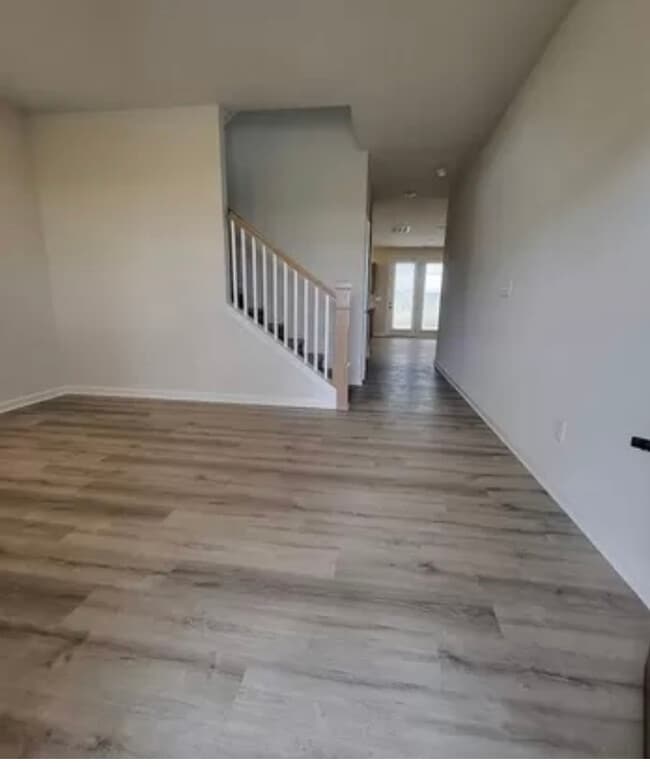 Photo - 4031 Penwood Pl