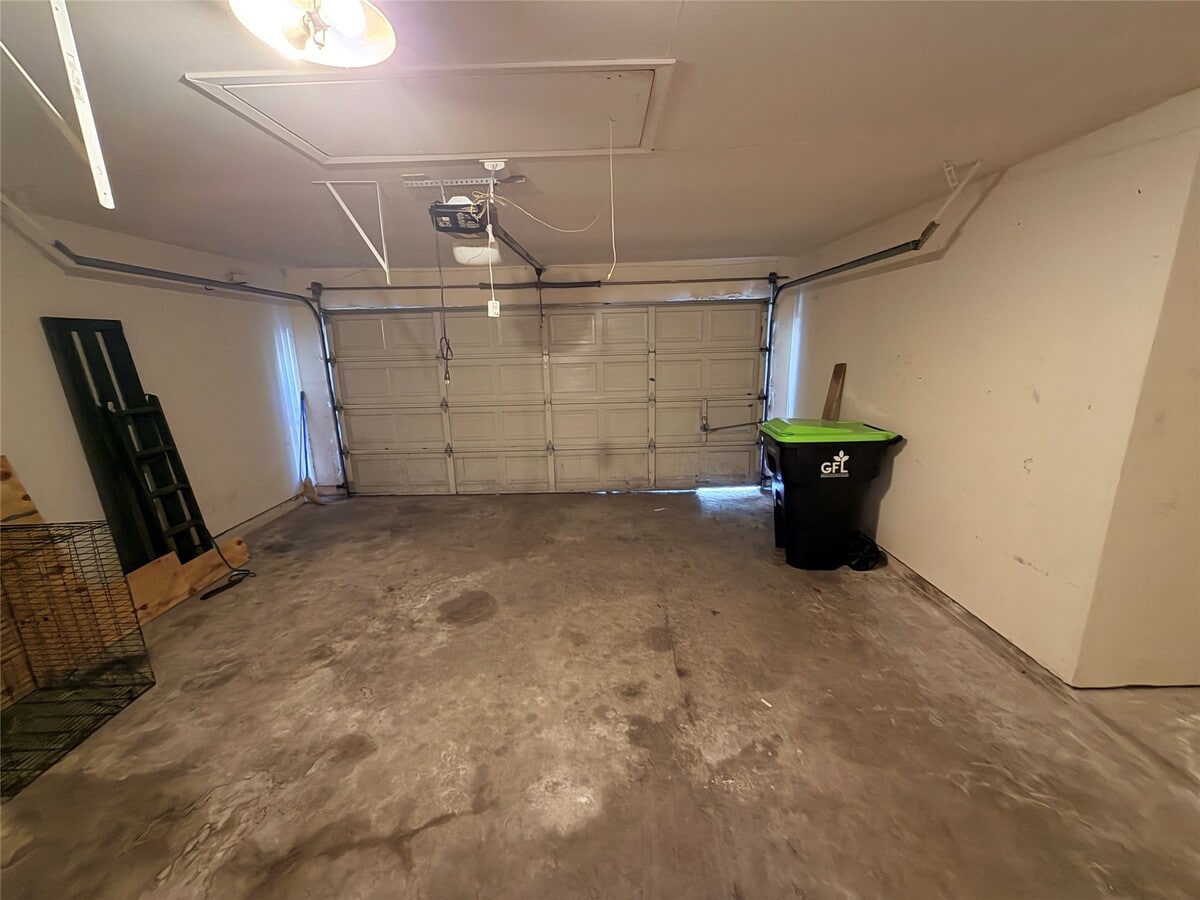 Photo - 1367 Gentle Bend Dr