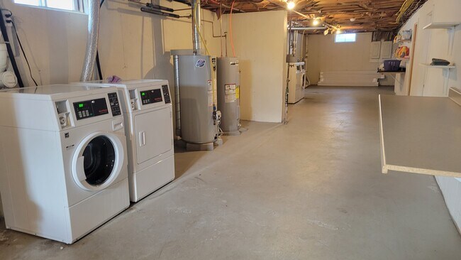 Laundry facilty on property. - 3 Gordon Pl Unit 1