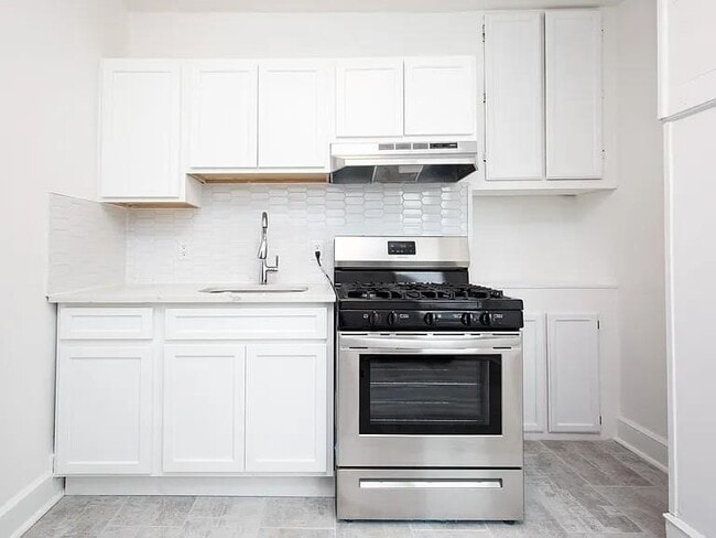 Photo - 733 Hudson Ave Unidad 2