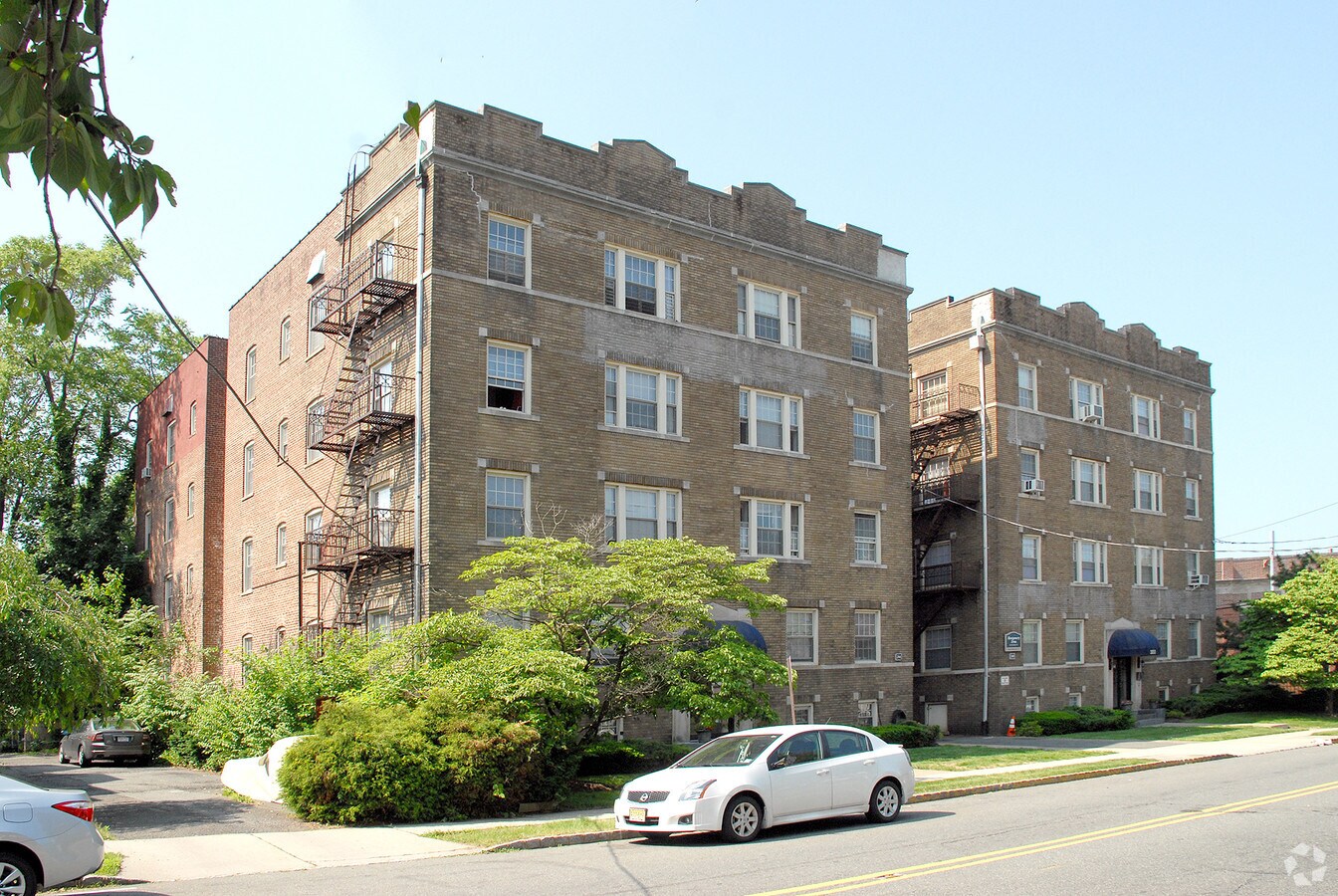 Foto principal - Montgomery Arms