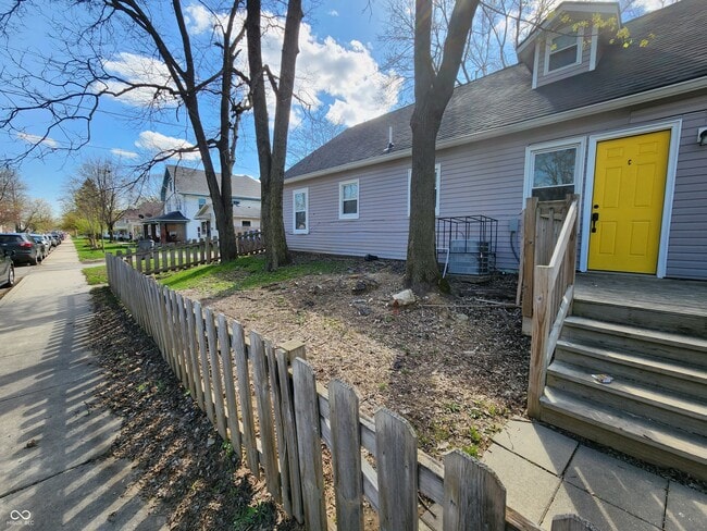 Photo - 2531 10th St