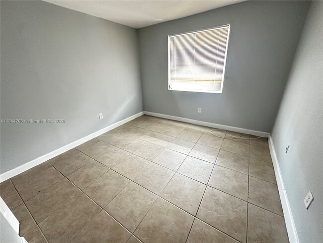 Photo - 1330 NE 111th St Unit 1330