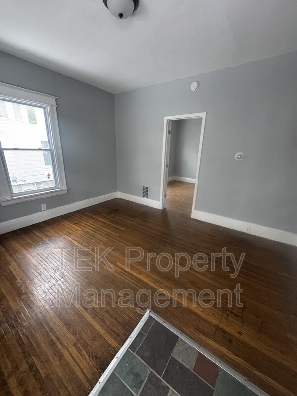 Photo - 42-44 Tacoma Street