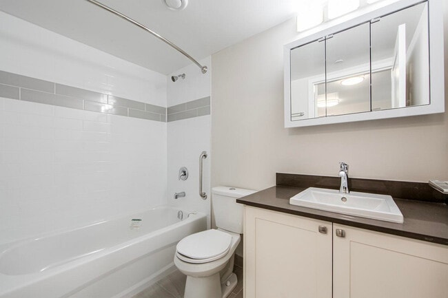 Photo - Robinson Place Apartments