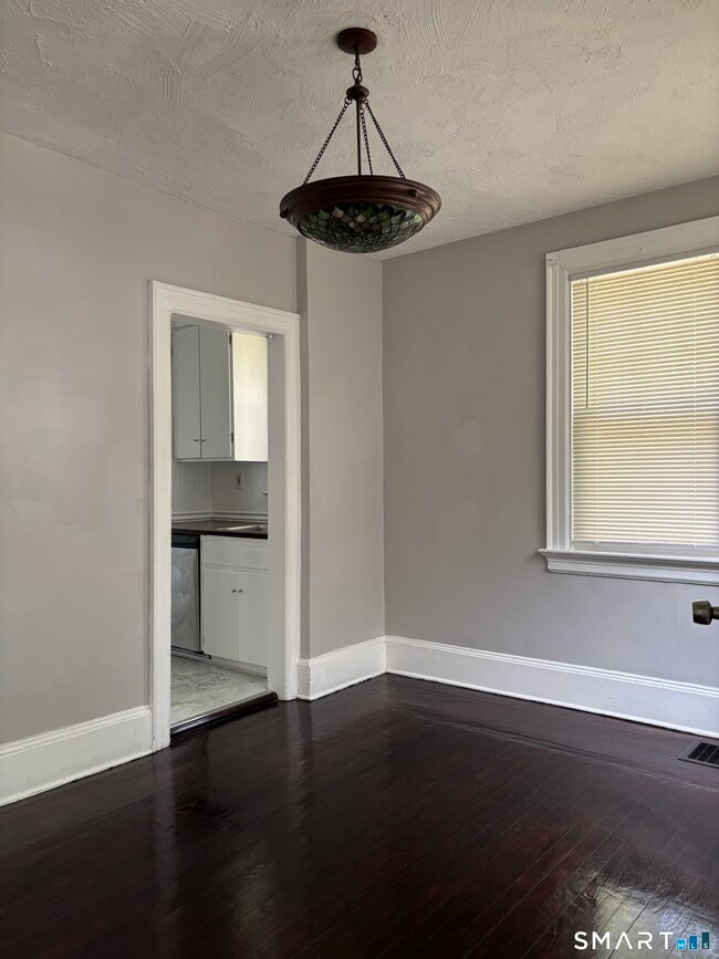 246 Goffe Terrace
