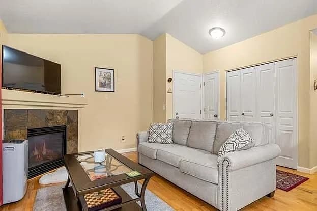 Photo - 12014 SE Bush St Unit C