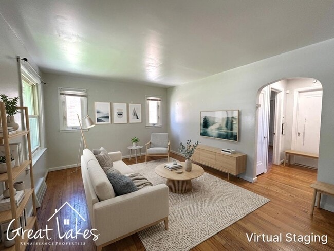 Photo - Beautiful 4 Bedroom 1 Bathroom now available for rent!