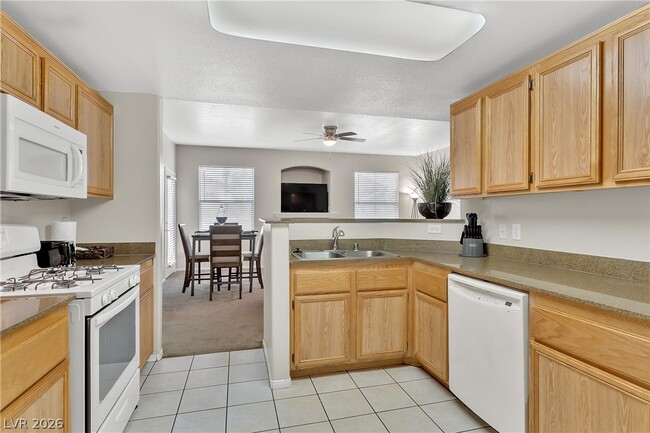 Photo - 10001 Peace Way Unit 1274