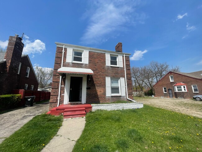 Photo - 15285 Hazelridge St House