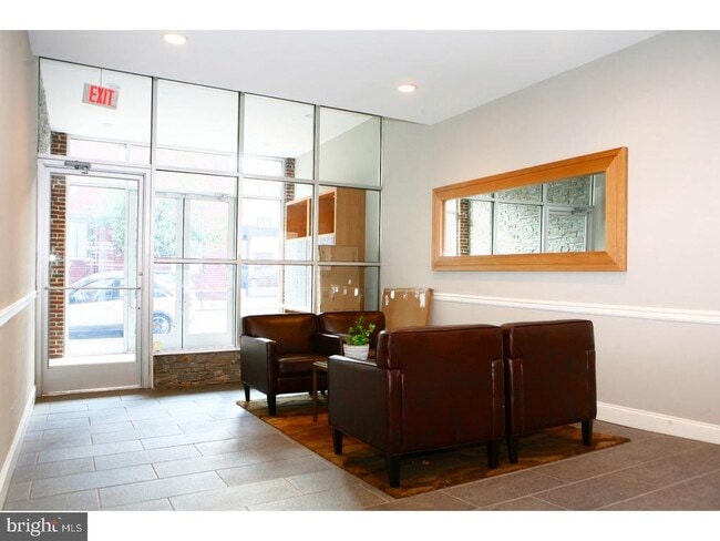 Photo - 2031 South St Unit 233