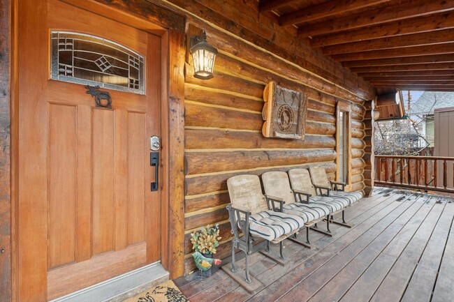 Photo - 4 bedroom  Whitefish River Cabin