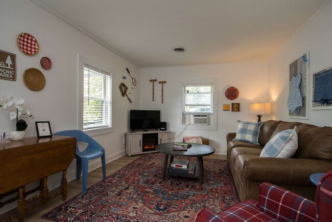 Building Photo - 20 Lake Jordan Ln Unit SI ID1597505P