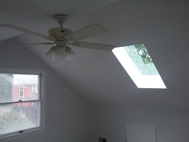 Photo - 314 N Bryan St Unit Clarendon 3BED 2 BATH