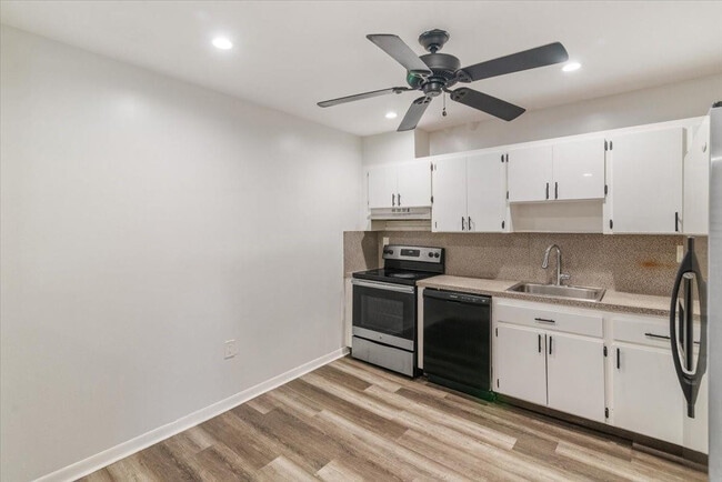 Photo - 5100 SW 41st St Unit 3FL-321