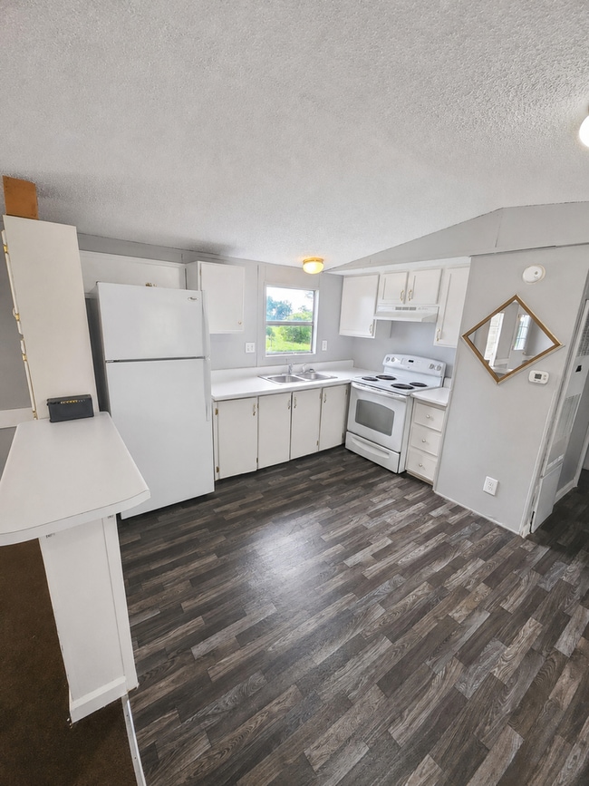 Photo - 1493 Hickory Valley Rd