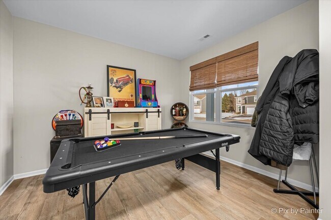 Photo - 3345 Seeley St