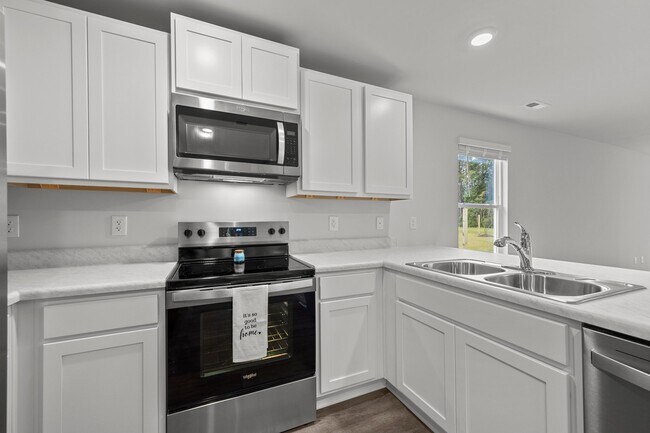 Photo - 2098 Course Ln