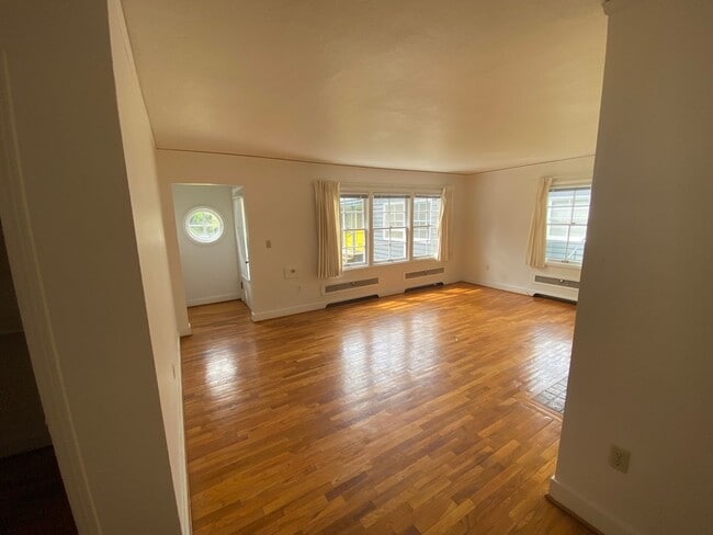 Photo - 1075 E 19th Ave Unidad 1075