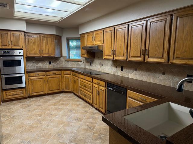 Building Photo - 3 Whispering Vine Ct Rental