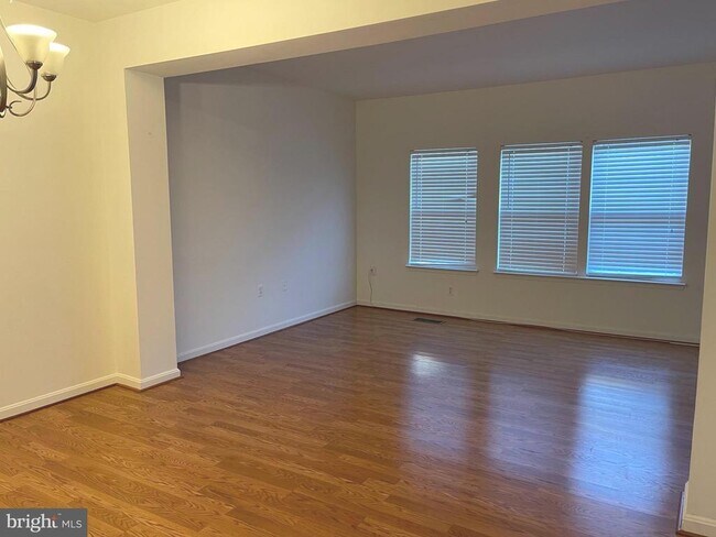 Photo - 4080 Fountainside Ln