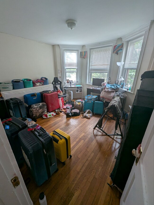 Photo - 352 Riverway Unit 3