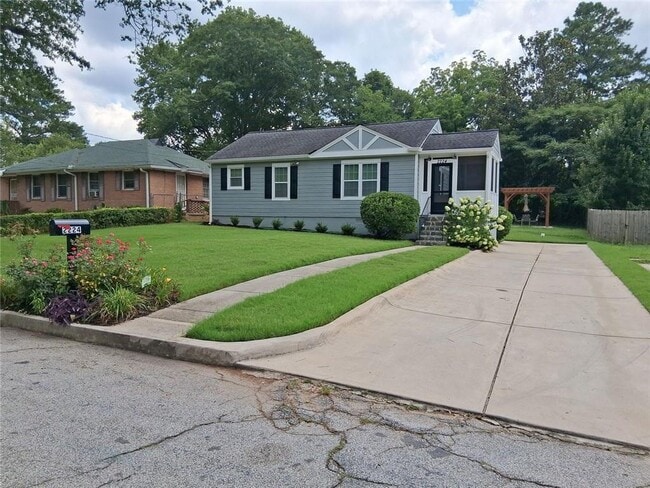 Photo - 2224 Baker Terrace NW