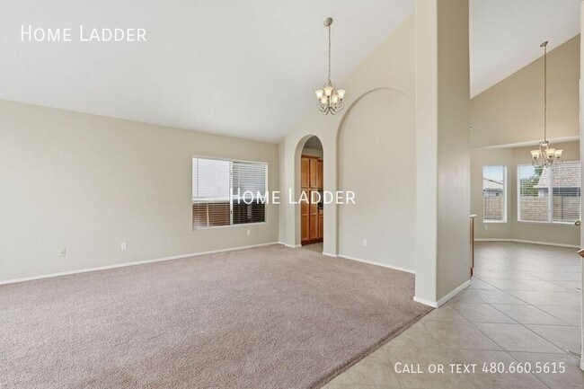 Photo - 599 W Country Estates Ave