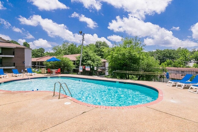 Arbor Pointe at Hillcrest