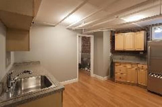 Photo - Somerville 5 bed 3 bath - 9/1