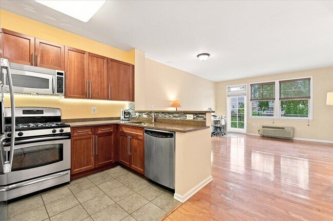 Photo - 15 Freedom Way Unit 306