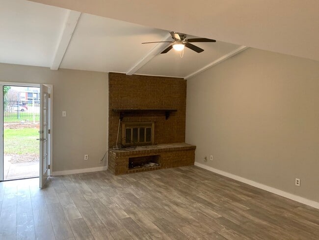 Photo - 1335 Carnation Dr
