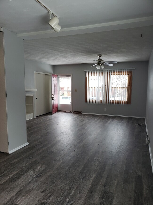 Photo - 1632 Monterey Ct