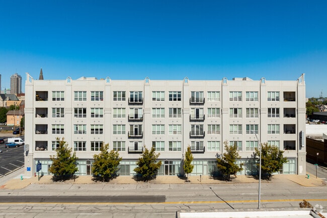 Photo - Maxwell Apartments