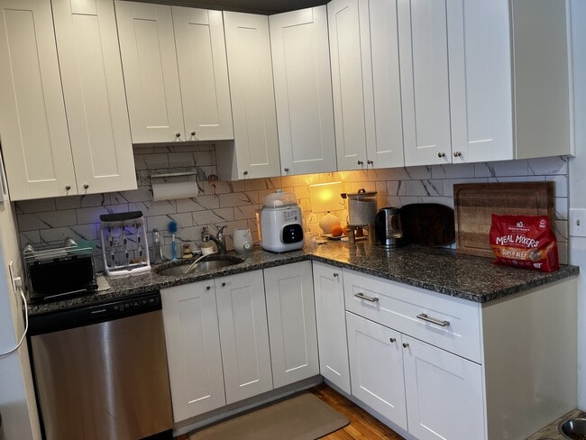 Photo - 280 Corey Rd Unidad 4