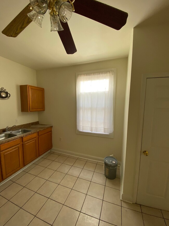 Photo - 2333 St Anthony St Unit 2333