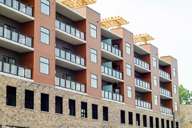 Photo - Mill Run Suites