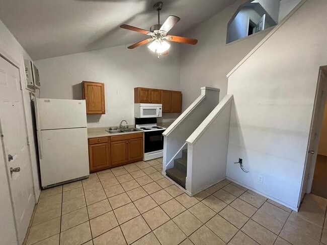 Photo - 720 Pritchett Ln