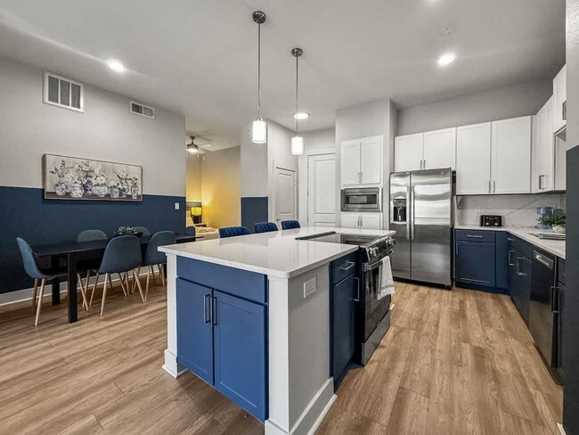 Photo - 310 N Malcolm X Blvd Unit SI ID1490051P