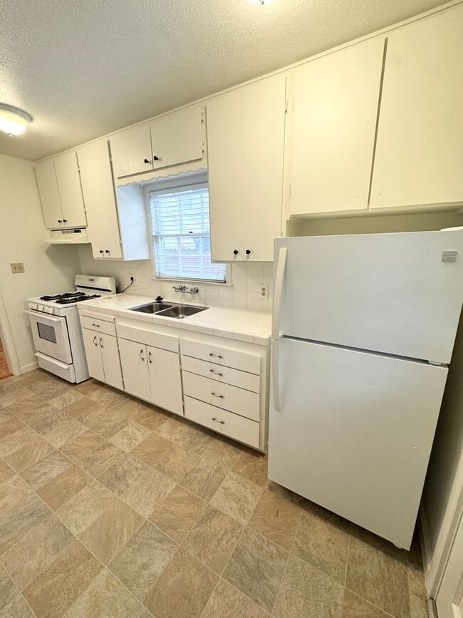 Photo - 1505 54th St