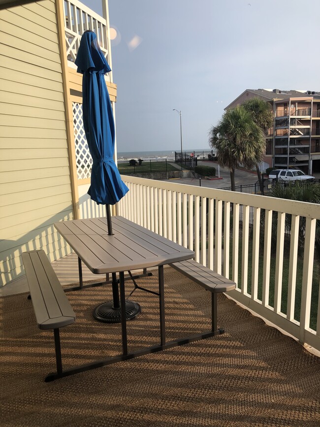 6300 Seawall Blvd Condo Unit 3103 Barefeet Retreat Condo for Rent in