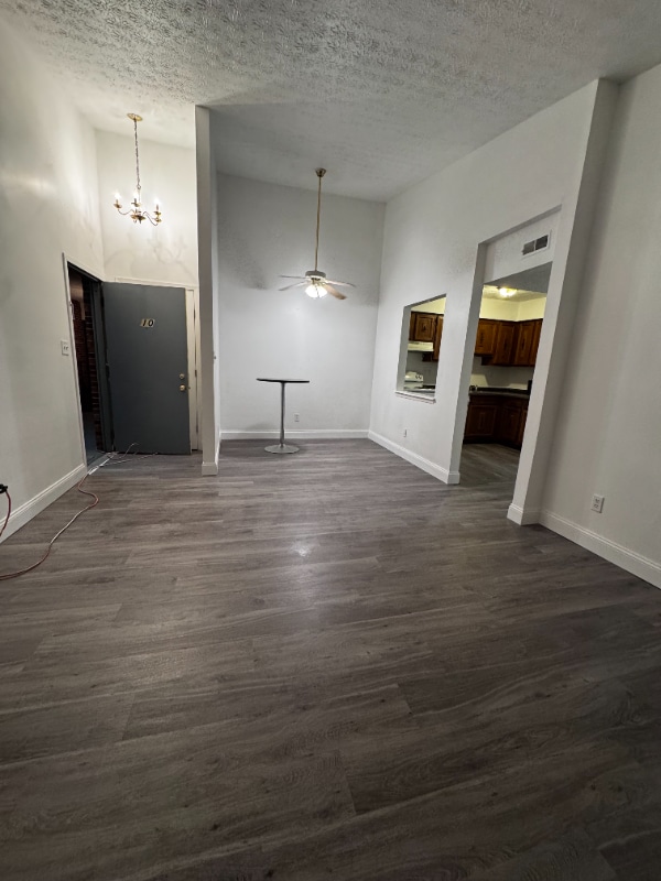 Photo - 730 Old State Rte 32 Unidad 6