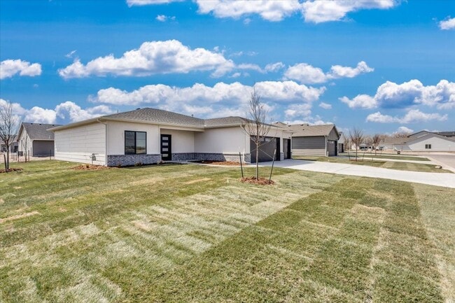 Building Photo - Long Beach Single Family Home!