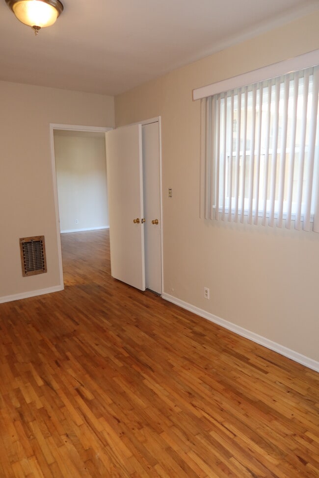 Photo - 1336 Berkeley St Unit 1