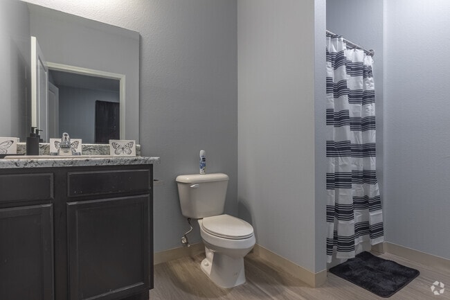 B1 2BR, 2BA - 812SF - Primary Bathroom