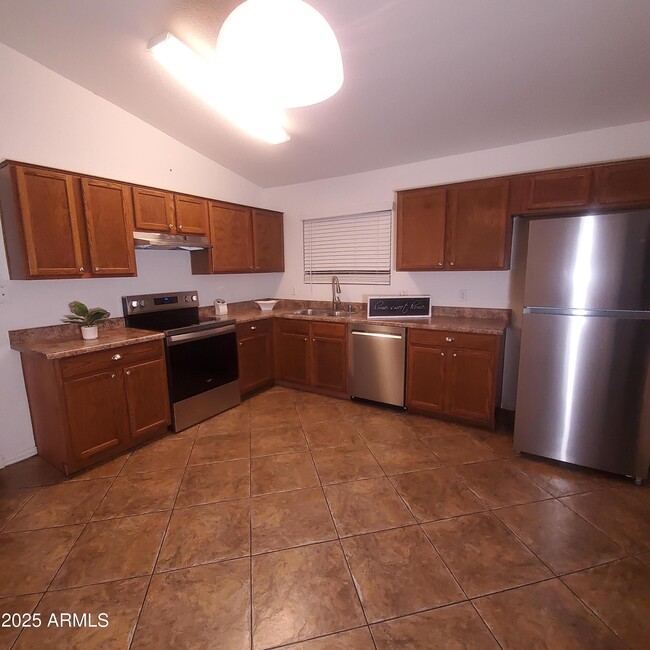 Photo - 8511 W College Dr